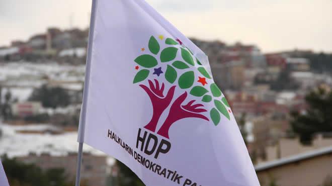 HDP'den 'Peygambere hakaret ieren' bilboard