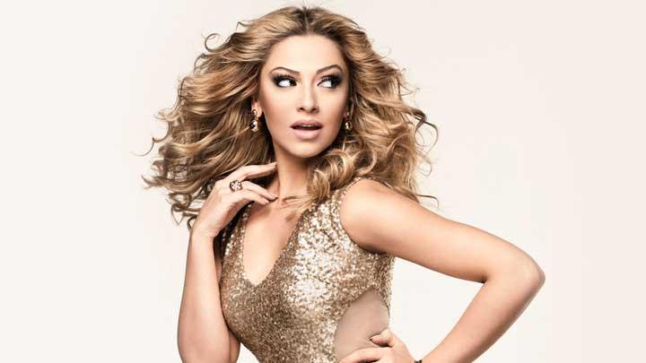 Hadise'den ak aklamas