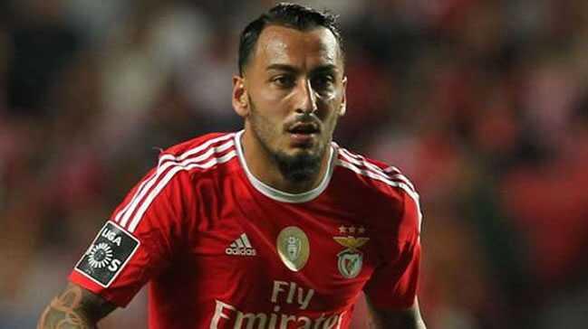 Benfica'l Kostas Mitroglou'ndan Galatasaray'a ok kfr