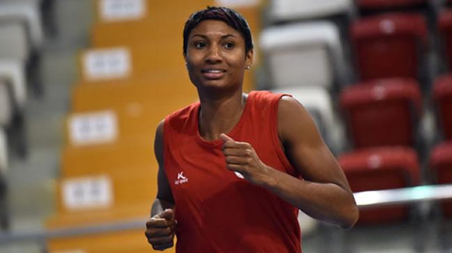 McCoughtry 5 sezon formasn giydii Fenerbahe'ye kar