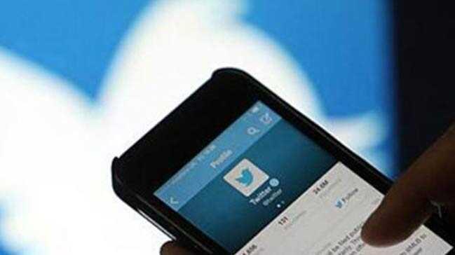 Twitter'da anket dnemi balyor