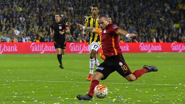 Sneijder'den tepki! 'Mutlu deilim'