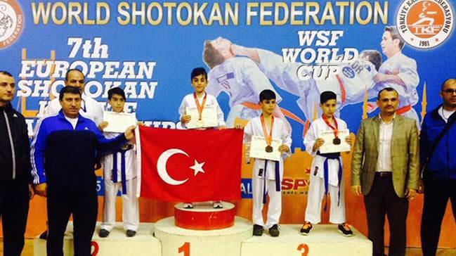 Shotokan Karate'de Hasan Celal Avrupa ampiyonu!