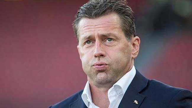 Skibbe, Yunan Milli Takm'nn bana geti