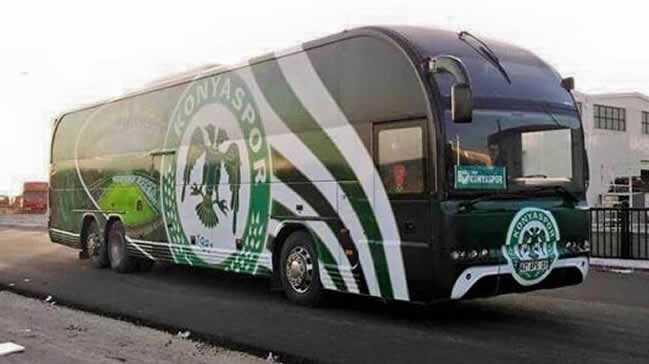 Konyaspor taraftarna mthi otobs