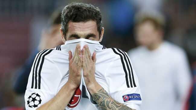 Roberto Hilbert'e 10 gn evden uzaklatrma cezas