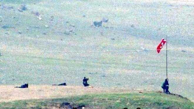 Cizre'de silah sesleri altnda bayrak operasyonu