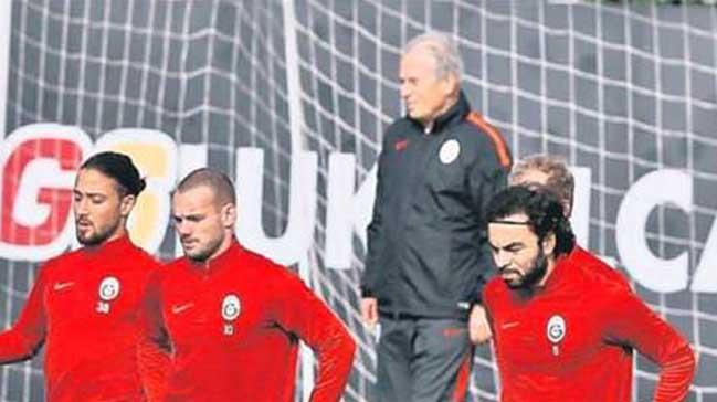 Sneijder ve Seluk'la Denizli zirvesi