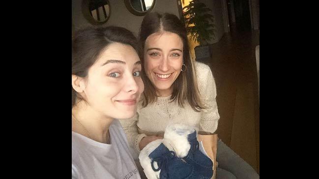 Hazal Kaya, Nur Fettaholu'nu unutmad!