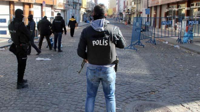 Surda atmalar sryor: 1 polis yaral