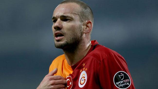 Sneijder partiye kotu