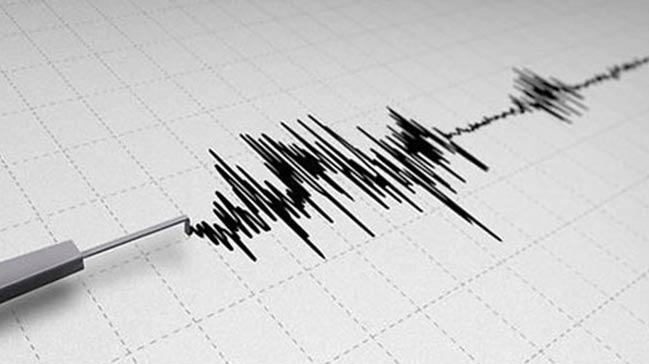 6,9 iddetindeki deprem korkuttu