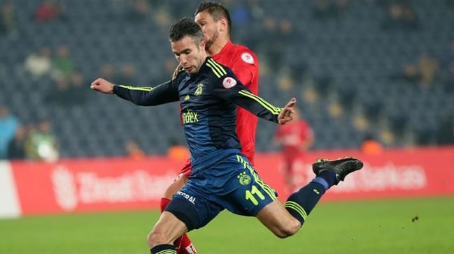 Van Persie'den Fenerbahelilere yeni yl hediyesi