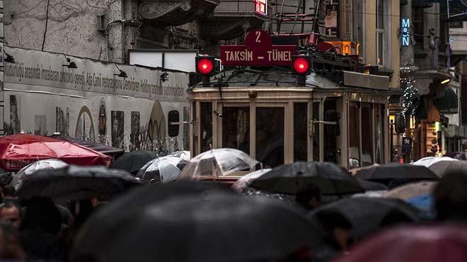 stanbul'un 100 iiri derlendi