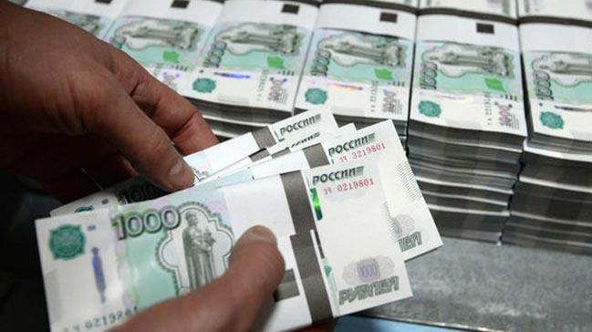 Ruble yln en dk seviyesinde