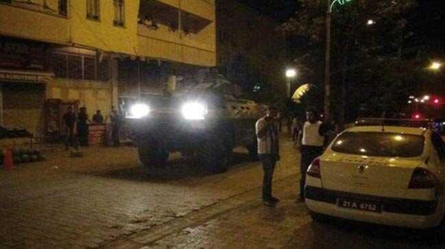 Diyarbakr'da bomba patlad: 1 asker yaral