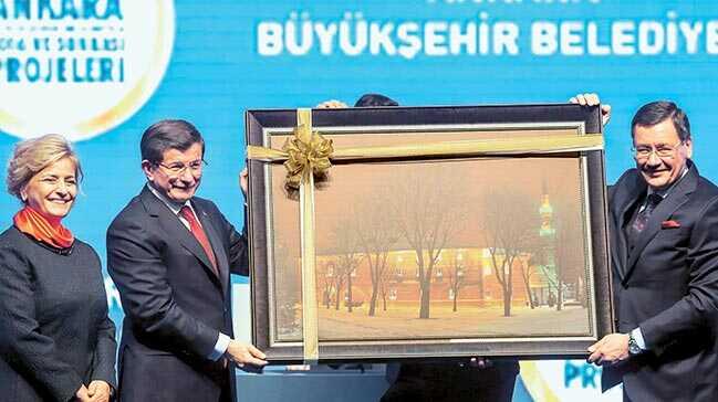 HDPli belediyeler sadece ukur kazyor