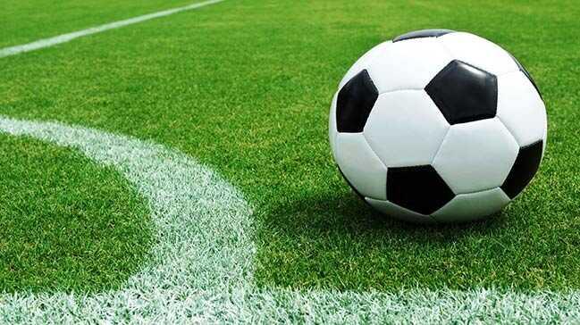 F.Baheli iki futbolcu trafik kazas geirdi