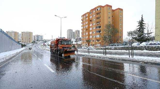 stanbulda krmz alarm: Ekipler kar nbetinde