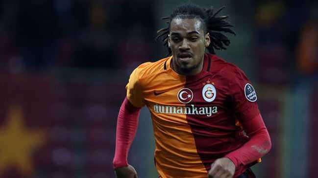 Jason Denayer Galatasaray'da kalmak istediini aklad