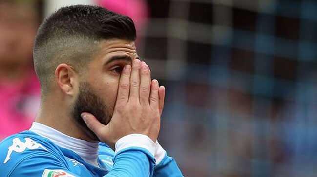 Napoli'nin golcs Insigne'yi hem soydular hem gol istediler