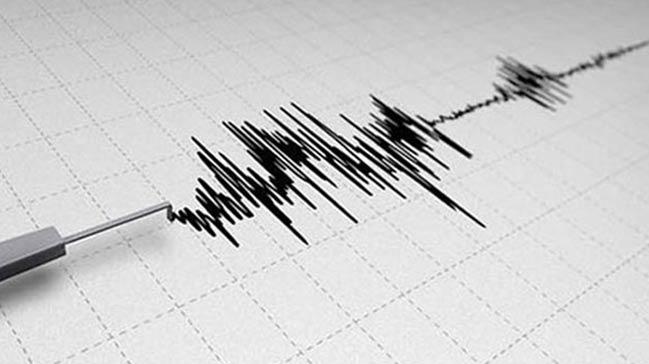 Van'da 2 ayr deprem!