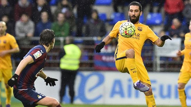 Arda Turan oynad Barcelona kazand!