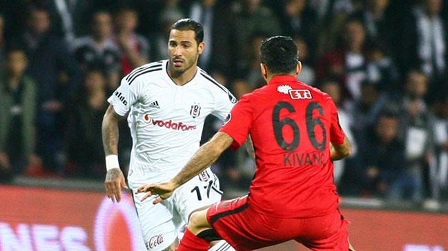 Beikta'ta Ricardo Quaresma sakatland!