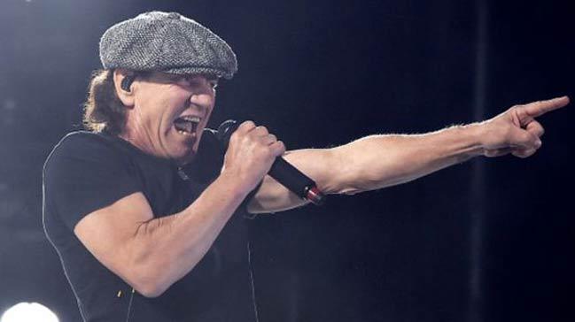 AC/DC solisti Johnson'n duyma kayb, turneyi iptal ettirdi