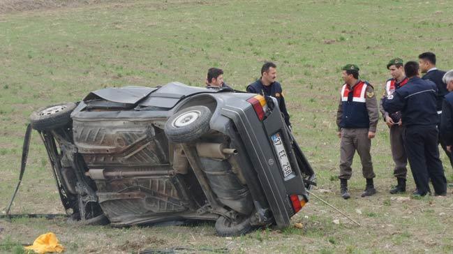 Kastamonu'da otomobil devrildi: 2 l