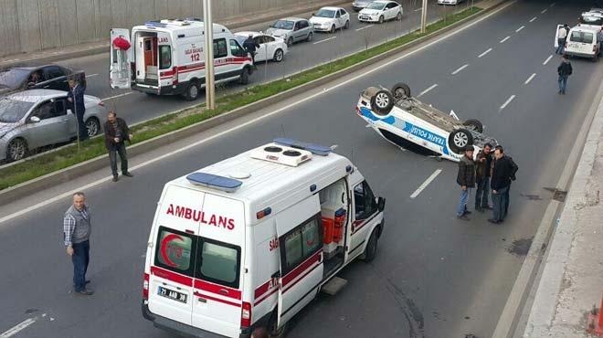 Bakan Cevdet Ylmaz'n konvoyunda kaza!