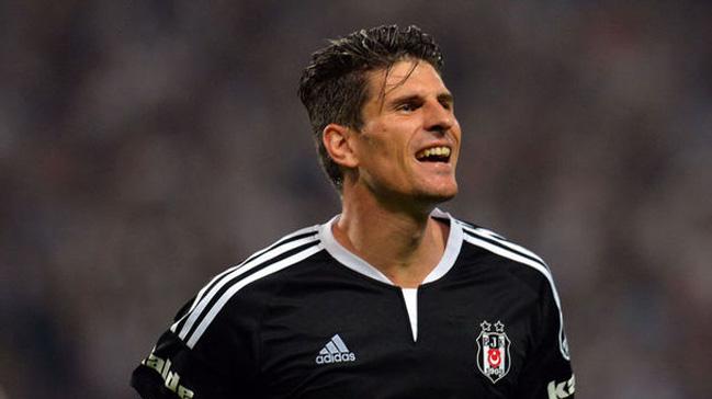 Gomez'e Almanya'dan vg yad!