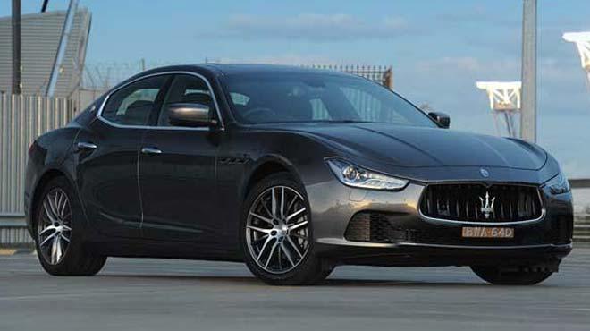 Maserati 30 bin arac geri aryor