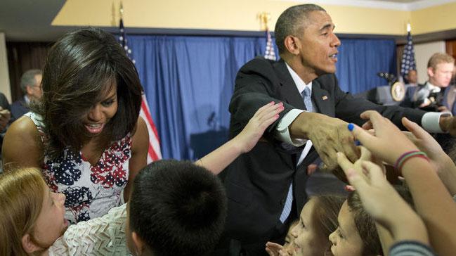 Obama tarihi ziyaret iin Kba'da