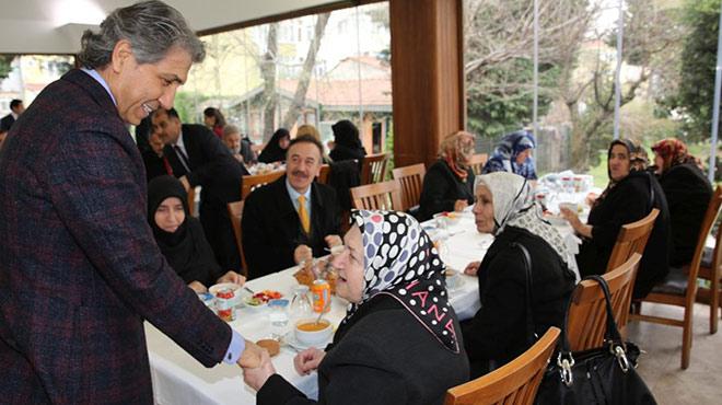 Bakan Demir ehit aileleriyle bir araya geldi