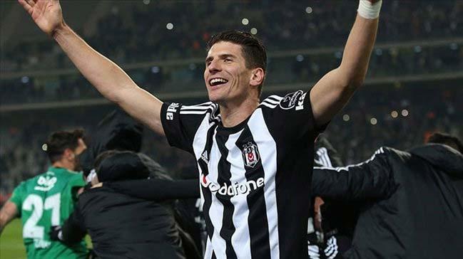 Mario Gomez: Baarm Gne'e borluyum