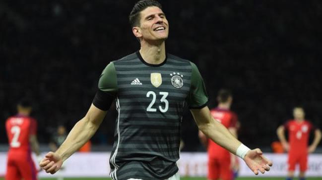 Almanlar yzde 51'le Mario Gomez'i istiyor