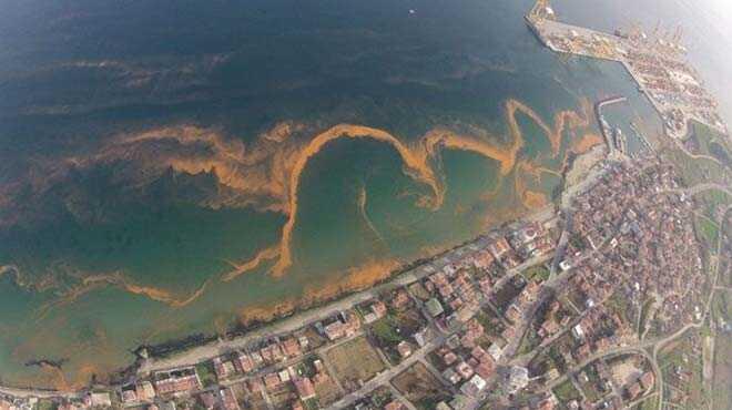 Marmara Denizi'nin rengi deiti