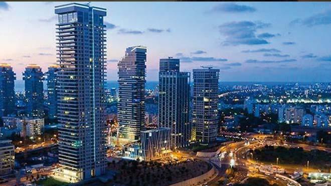Trkler geri dnd, Tel Avivin kulelerin yarsn yapyorlar