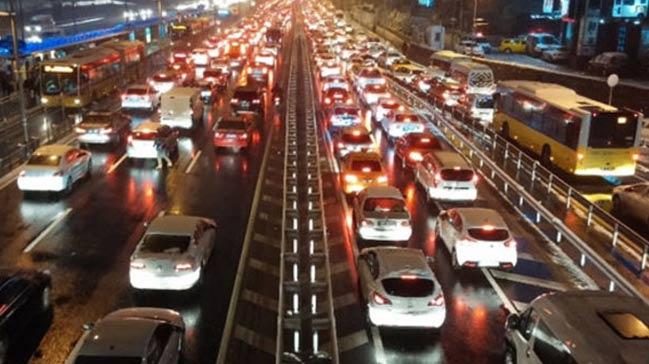 stanbul'da yarn bu yollar kapal