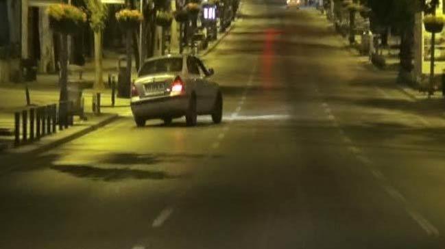 Badat Caddesi'nde yrekleri aza getiren otomobil