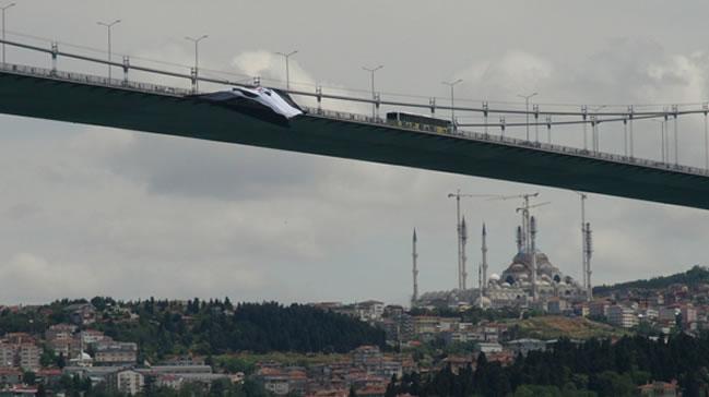 ampiyon Beikta'n bayra Boazii Kprs'ne asld