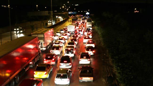 Ankara'da 19 Mays nlemleri trafii kilitledi