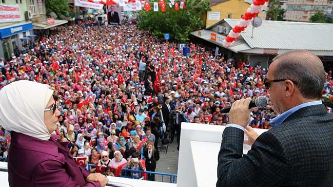 Millete ihanet edenlerigrmek istemiyoruz