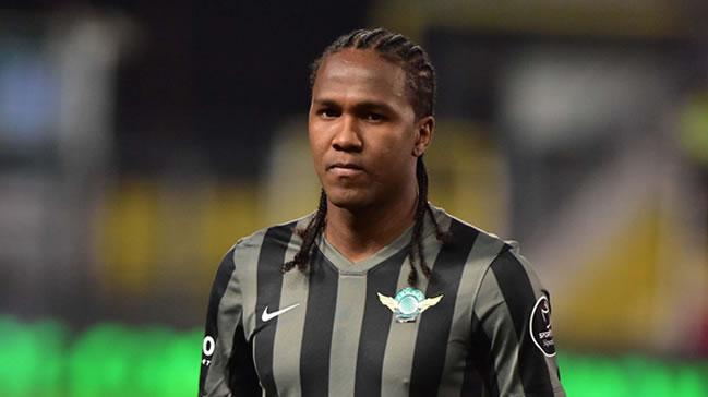 Hugo Rodallega Akhisar'da kalyor