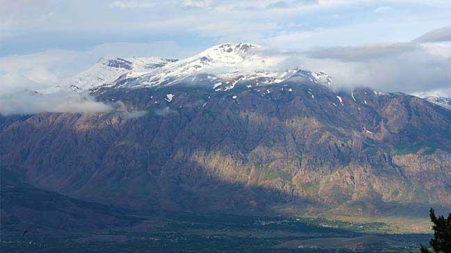 Erzincan'a mays aynda kar yad 