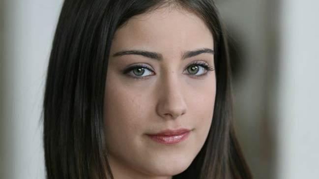 Hazal Kaya'y rahatsz eden hayrannn haspi isteniyor