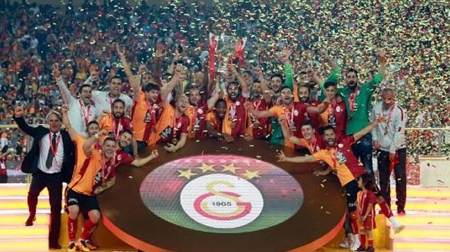 Galatasaray'da, Dursun zbek de nefes ald!