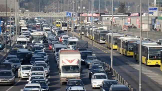 stanbul'da bugn baz yollar trafie kapatlacak