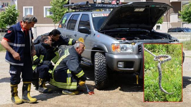 Isparta'da offroad aracna ylan girdi